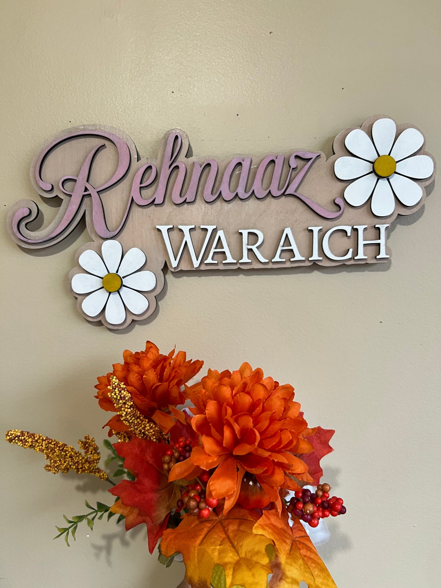 Daisy Name Sign